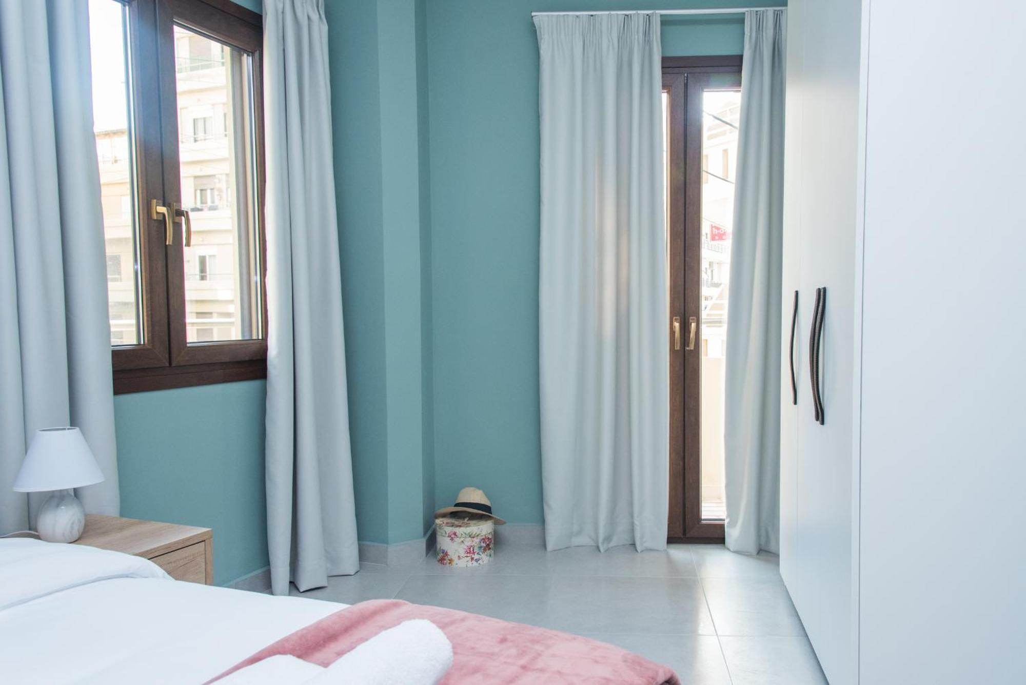 Comfy & Modern Apartment In The Heart Of Heraklion Bagian luar foto