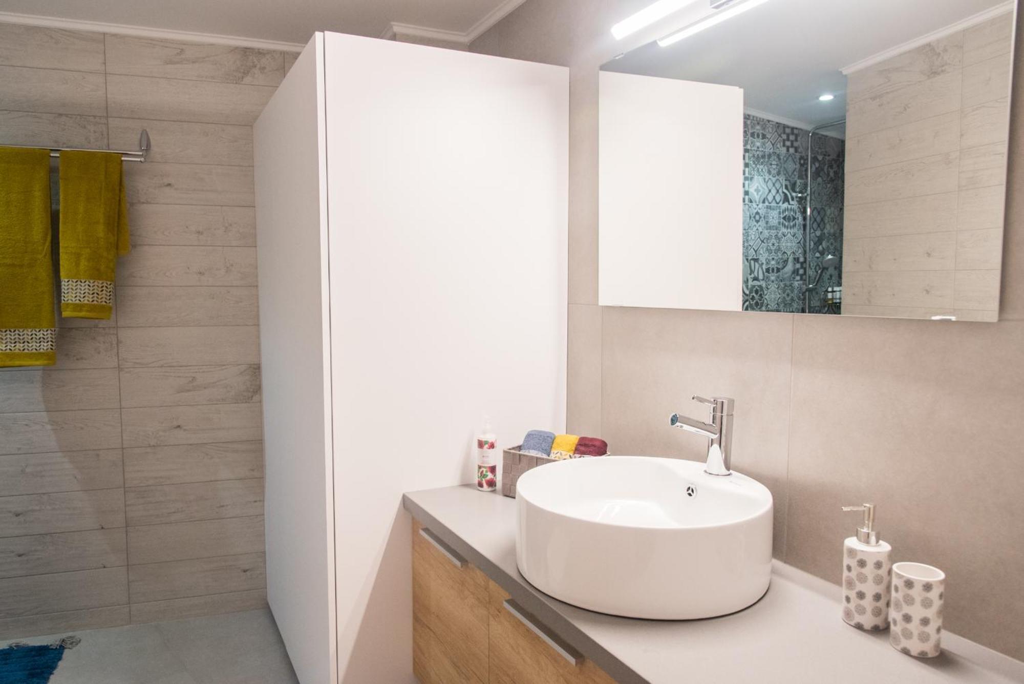 Comfy & Modern Apartment In The Heart Of Heraklion Bagian luar foto