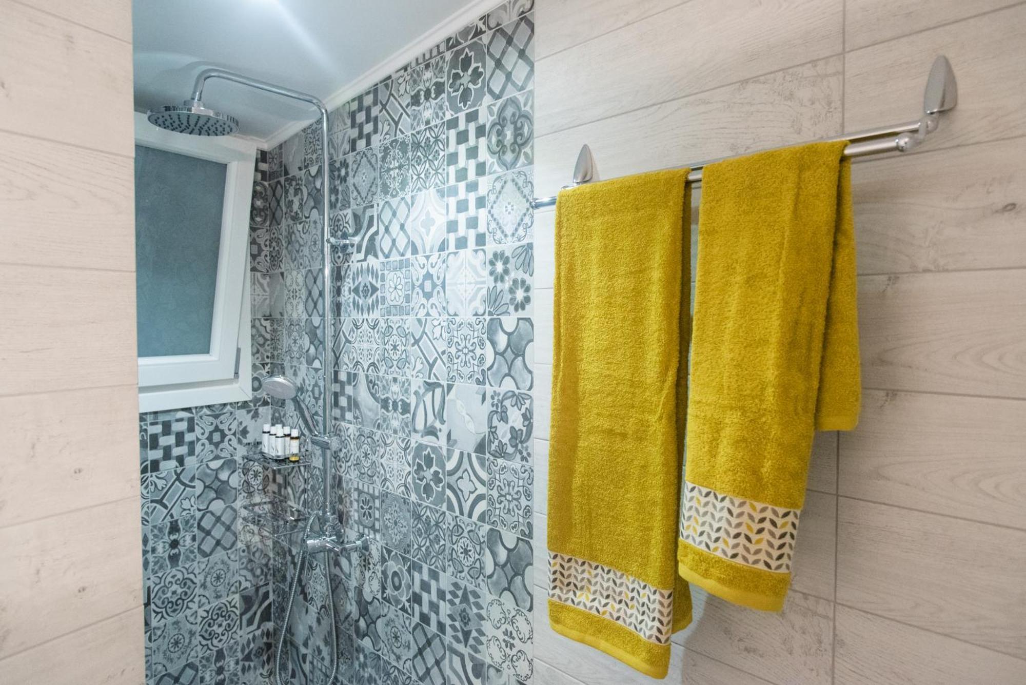 Comfy & Modern Apartment In The Heart Of Heraklion Bagian luar foto
